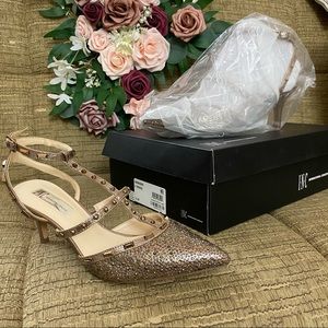 NWT INC Bronze Studded Pointed Studded Kitten Heel
